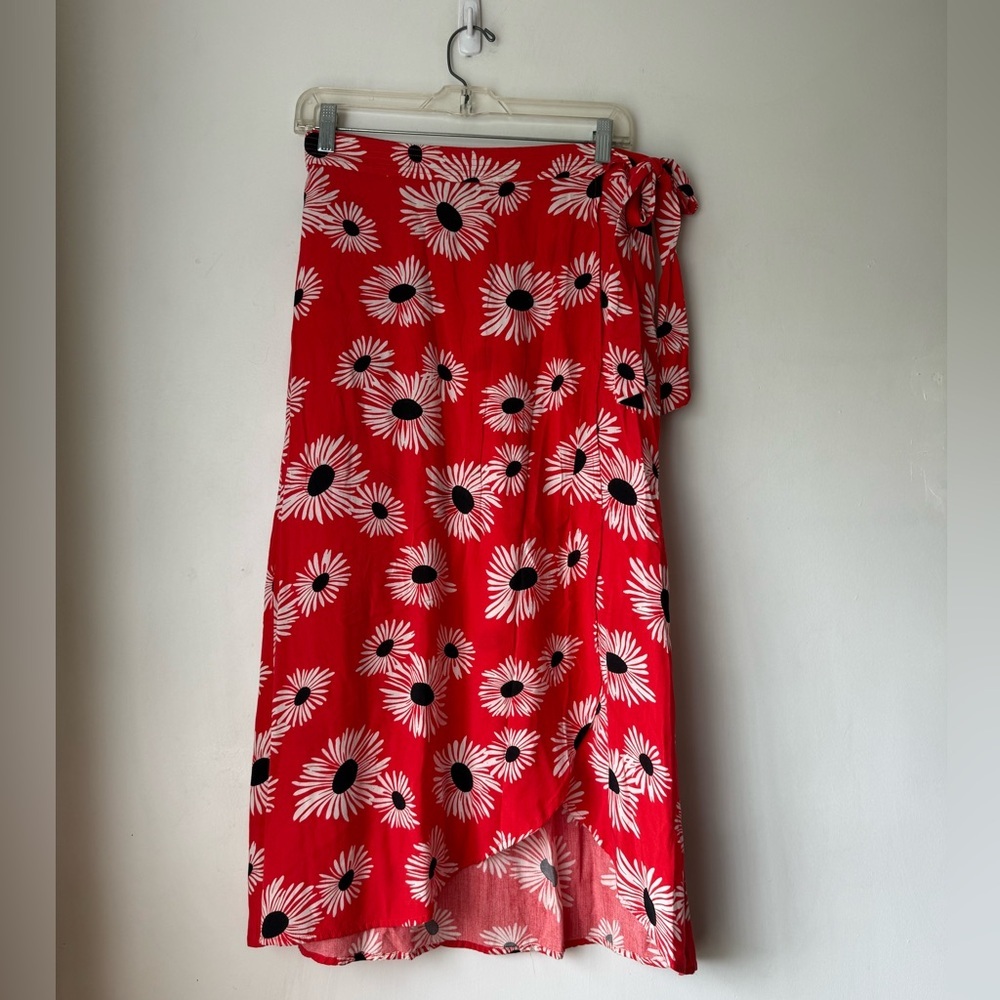 Anthropologie Conversations Colloquial Red Daisy Print Wrap Midi Skirt S - Picture 6 of 9
